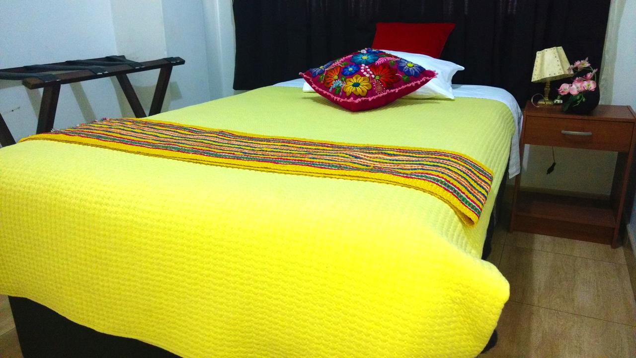 Hostal Mica Abancay Extérieur photo